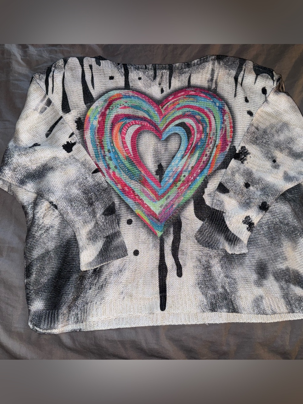 Brand Bazar Women’s Multicolor Heart Print Sweater Top - Picture 3 of 3